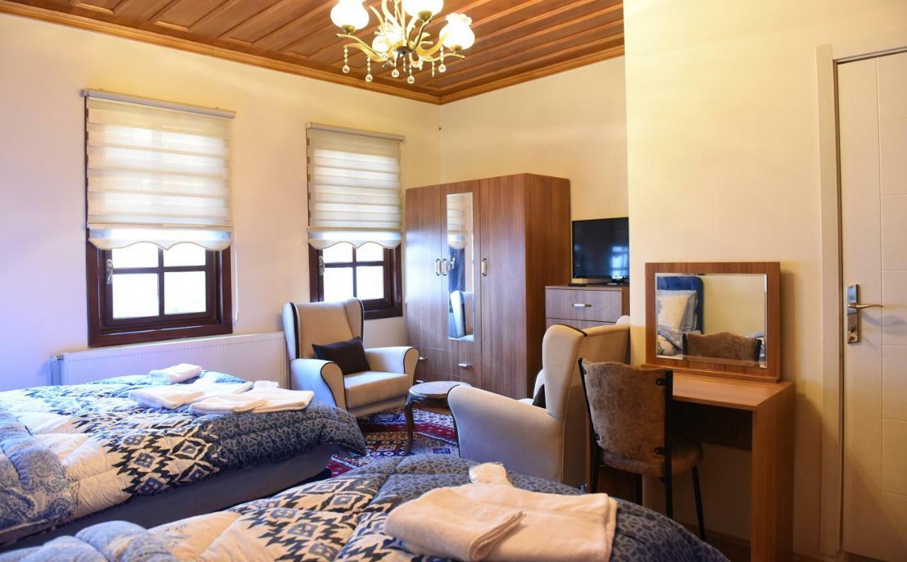 Oez Butik Otel Antik Kent Myrleia Mudanya Exterior photo